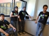 Equipo Neon Roots, esperando el café